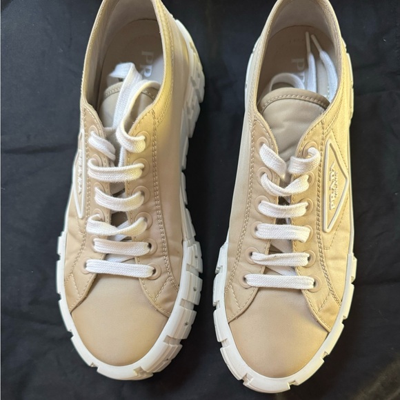 Prada platform sneaker shoes nylon.Authentic from beverly boutique. - Picture 2 of 15
